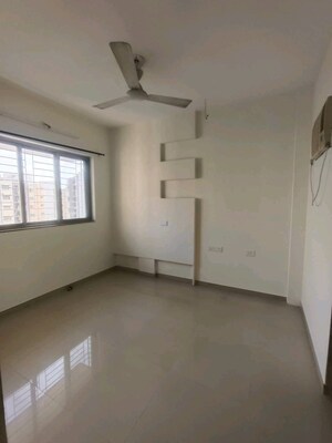 Room in 1 BHK Apartment at Lodha Palava City, Dombivli East – for Rent