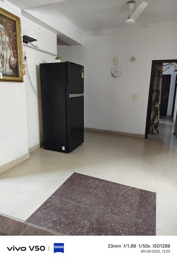 Room in 3.5 BHK Apartment at Techman Moti Residency, Raj Nagar Extension – for Sale