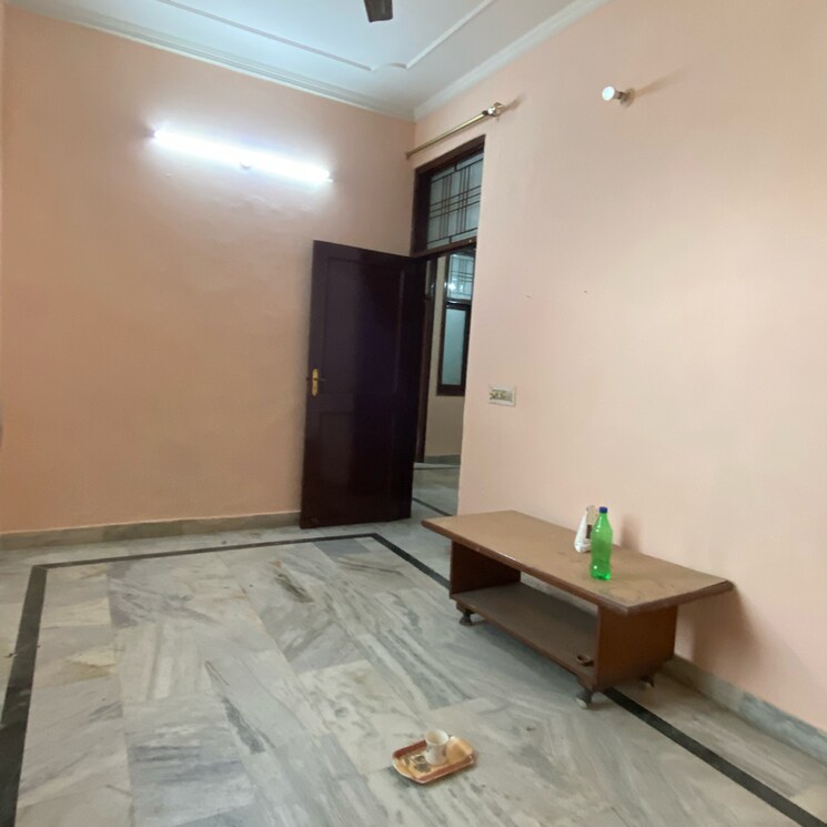 Room, chattarpur 2 Bedroom 1000 Sq.Ft. Builder Floor In Chattarpur Delhi 9291816