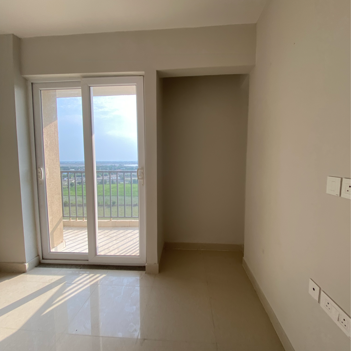 2 BHK Apartment For Sale in Paras Tierea