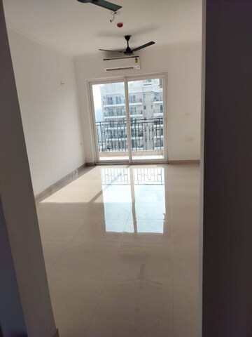 Room in 3 BHK Apartment at ATS Nobility, Sector 4 Greater Noida – for Rent