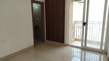 Room in 3 BHK Apartment at ATS Nobility, Sector 4 Greater Noida – for Rent