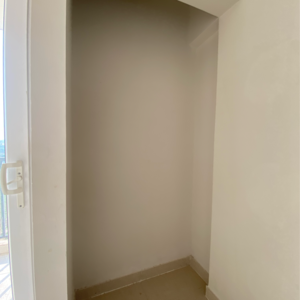 Room in 2 BHK Apartment at Paras Tierea, Sector 137 – for Sale