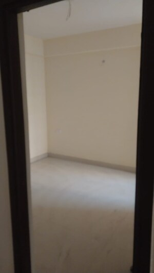 3 BHK Apartment For Sale in Value Meadows Vista, Raj Nagar Extension
