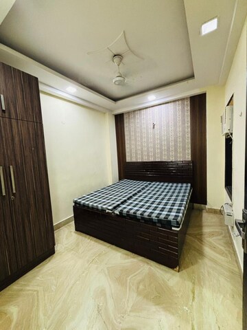 Bedroom in 2 BHK Builder Floor at Chattarpur – for Rent