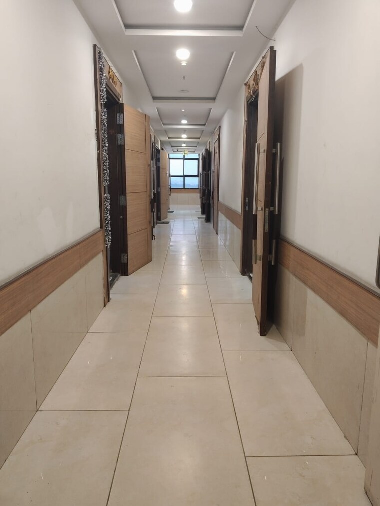 undefined, netaji subhash place Commercial Office Space 463 Sq.Ft. In Netaji Subhash Place Delhi 9291856