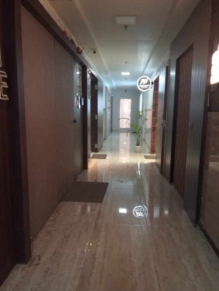 Living Room, andheri west Commercial Office Space 800 Sq.Ft. In Andheri West Mumbai 9291858