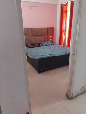 Furnished Amenities in 1 BHK Apartment at Auric City Homes, Sector 82 – for Rent