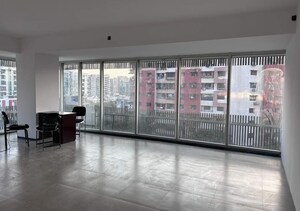  Office Space For Rent in Vesu