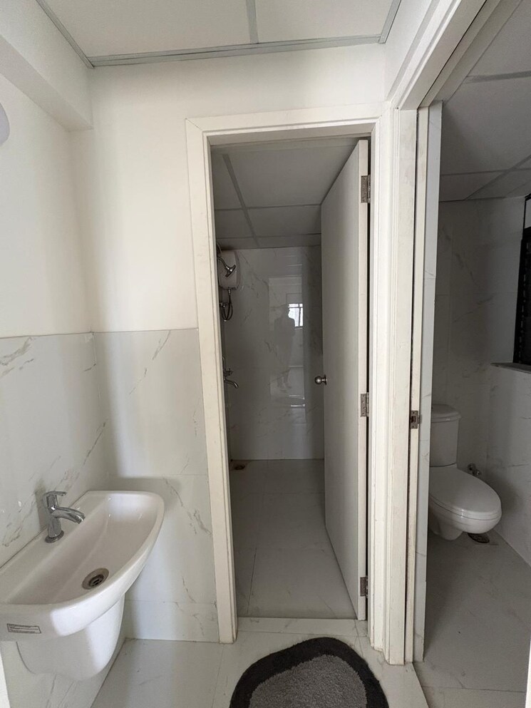 Bathroom, runwal-gardens-phase-2 1 Bedroom 353 Sq.Ft. Apartment In Dombivli East Thane 9291911
