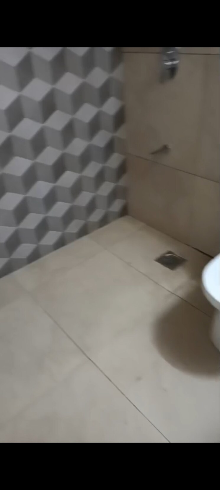 Bathroom, kalpataru-immensa 3 Bedroom 1133 Sq.Ft. Apartment In Kolshet Road Thane 9291917