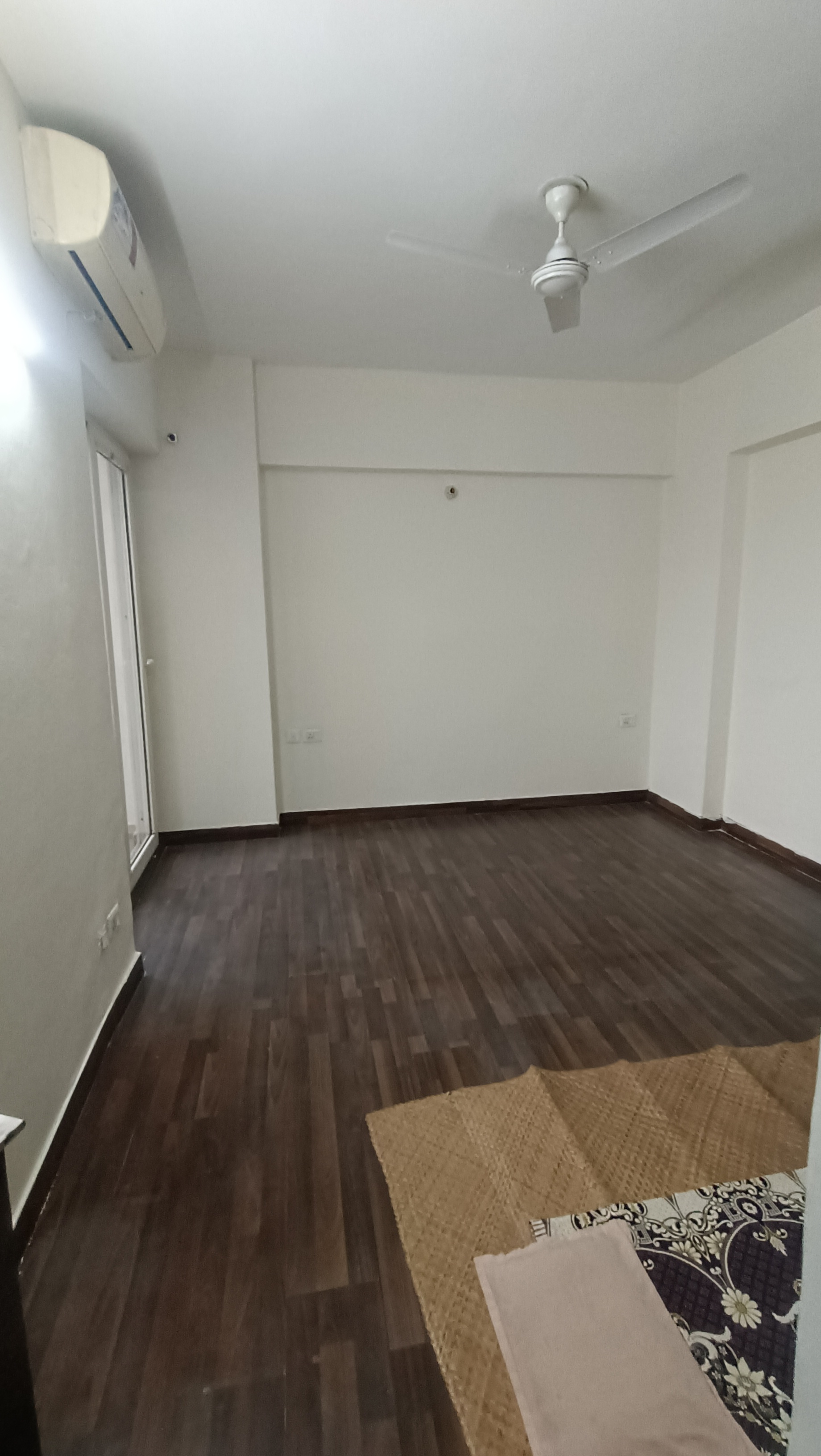 2 BHK Apartment For Rent in Sethi Max Royal