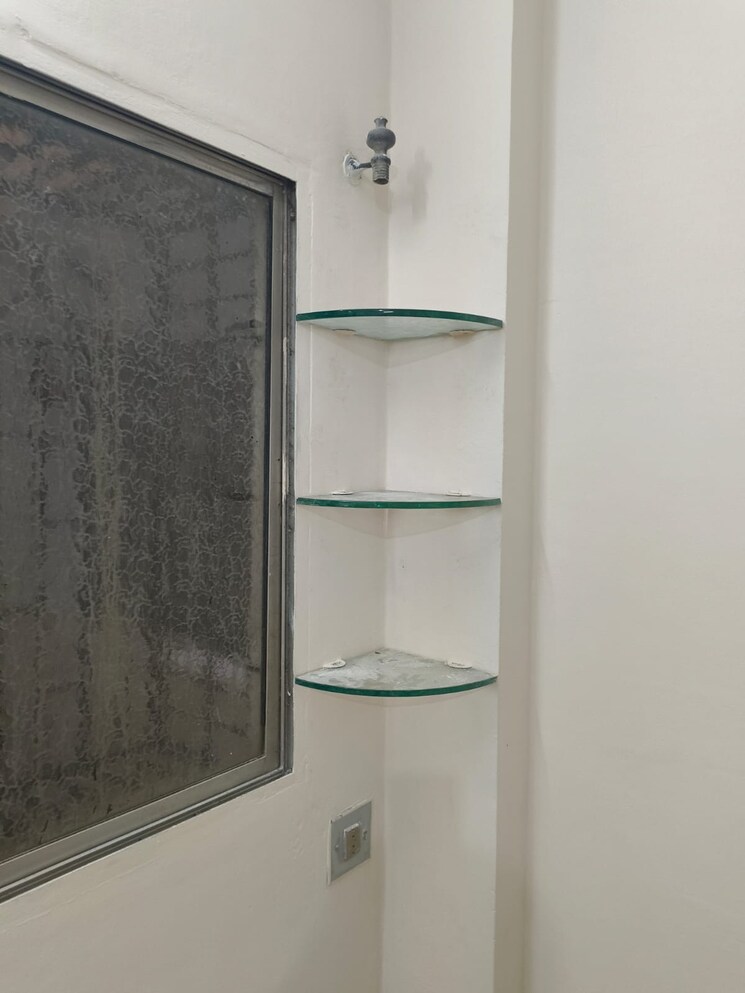 Other, anand mahal road 1 Bedroom 600 Sq.Ft. Apartment In Anand Mahal Road Surat 9291924