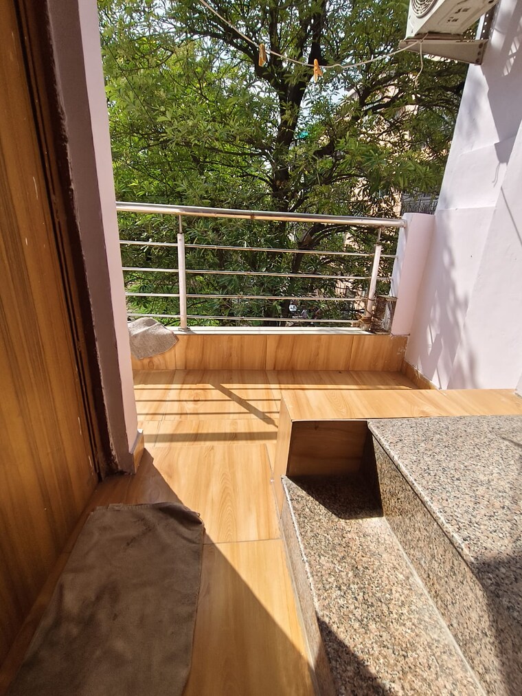 Balcony, malviya nagar 1 Bedroom 600 Sq.Ft. Builder Floor In Malviya Nagar Delhi 9291933