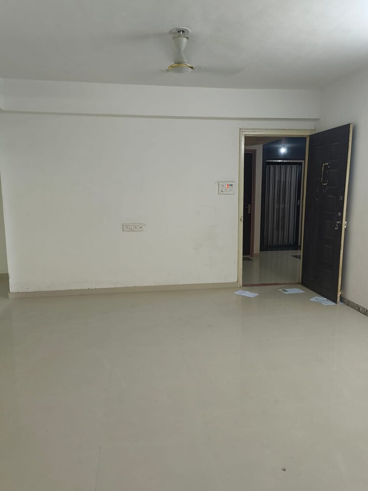 Room, palanpur 3 Bedroom 1650 Sq.Ft. Apartment In Palanpur Surat 9291934