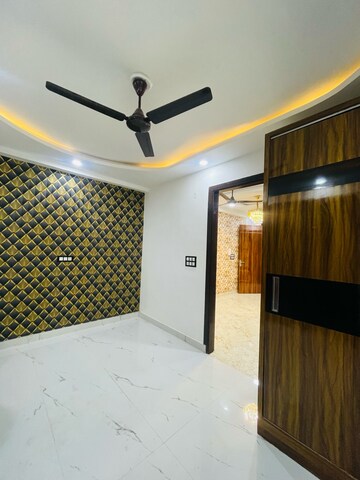 Bedroom in 2 BHK Builder Floor at Bharat Society, Dwarka Mor – for Rent