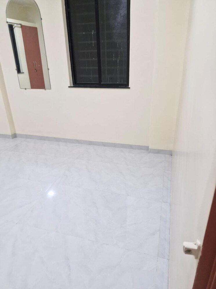 Room, warje 1 Bedroom 550 Sq.Ft. Apartment In Warje Pune 9291976