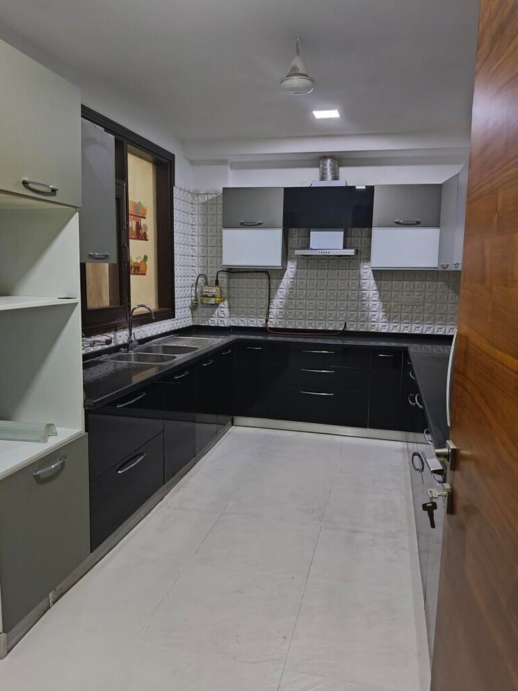 Kitchen, saket 4 Bedroom 2700 Sq.Ft. Builder Floor In Saket Delhi 9291970