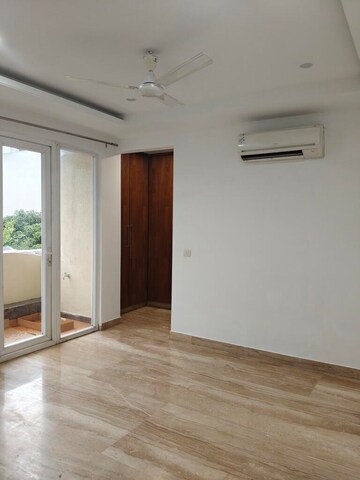 Room in 4 BHK Builder Floor at Saket – for Rent