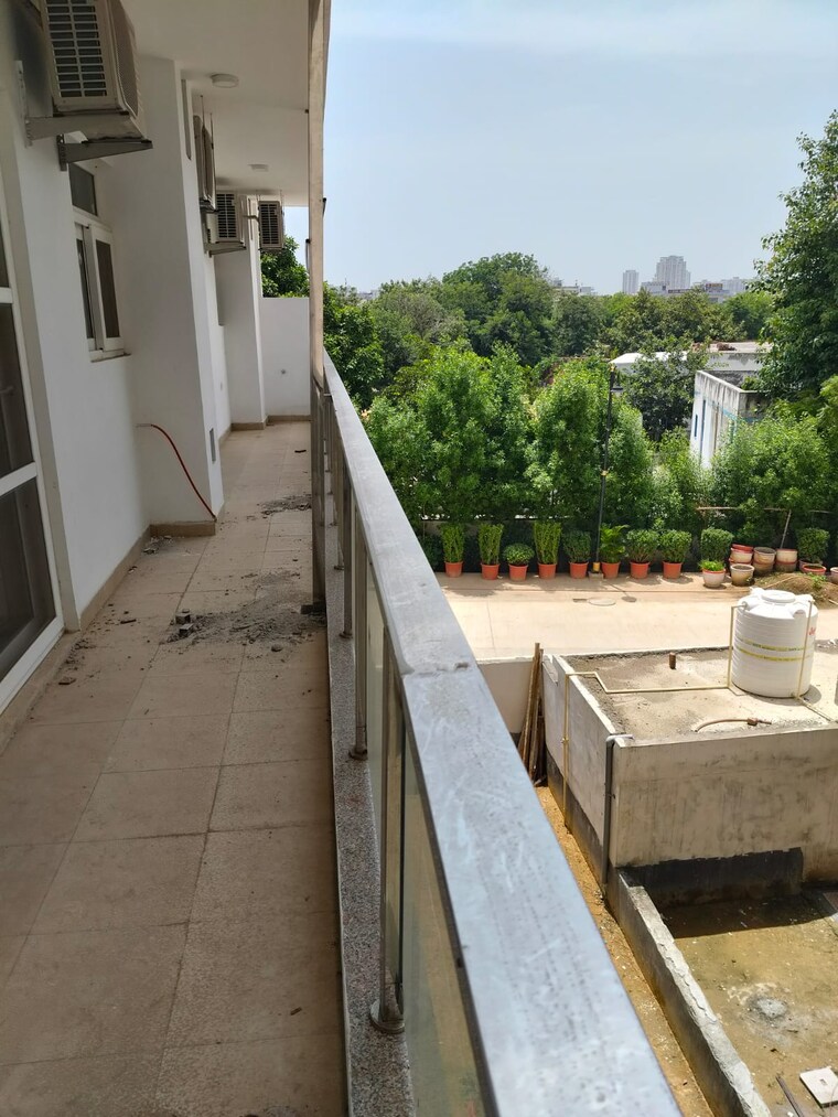 Balcony, ss-linden 5 Bedroom 3761 Sq.Ft. Apartment In Sector 84 Gurgaon 9291990