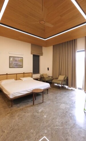 Bedroom in 5 BHK Villa at Science City – for Sale