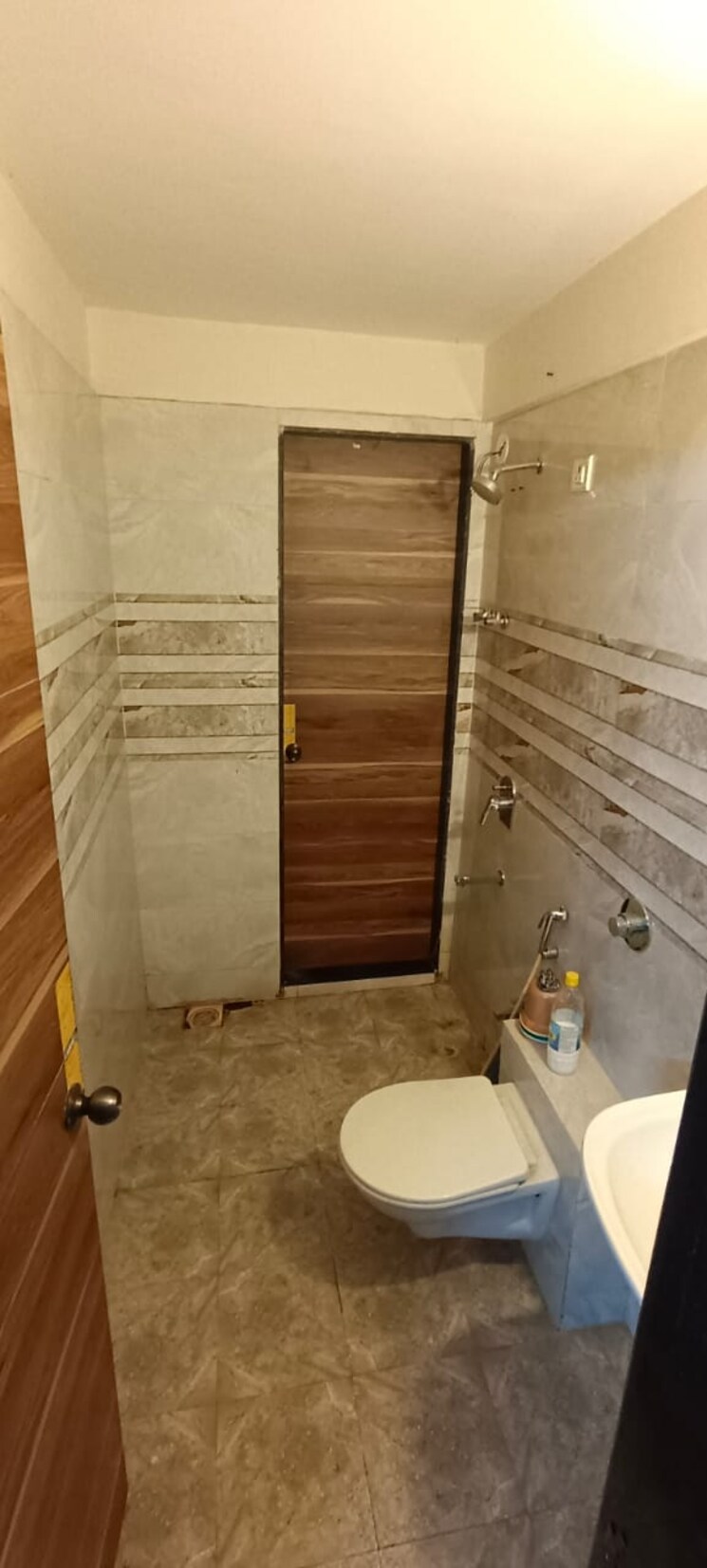 Bathroom, paradise-apartment-ulwe 2 Bedroom 1200 Sq.Ft. Apartment In Ulwe Sector 18 Navi Mumbai 9292032
