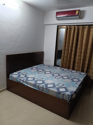 Bedroom in 2 BHK Apartment at New Satara CHS kharghar, Kharghar – for Rent
