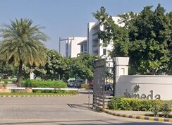 Plot For Sale in DLF Alameda