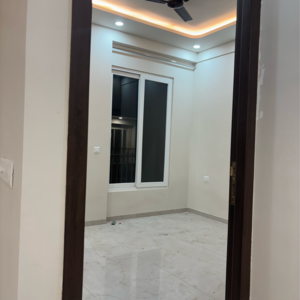Building Lobby in 3 BHK Apartment at Smart World Orchard, Sector 61 – for Rent