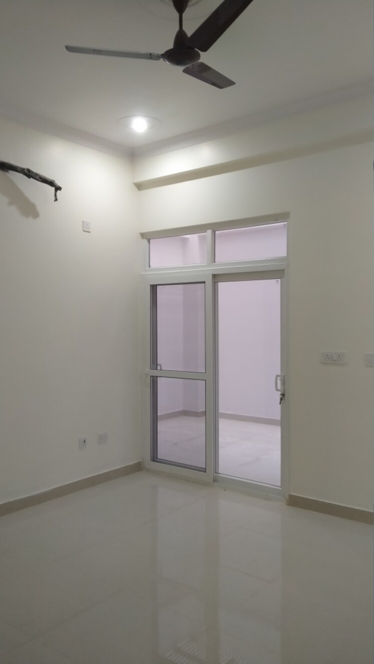 Room, gomti nagar Pg For Boys & Girls In Gomti Nagar 9292080