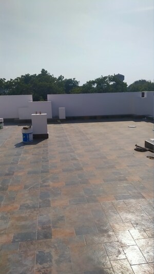 Terrace in  Pg at Gomti Nagar – for Rent