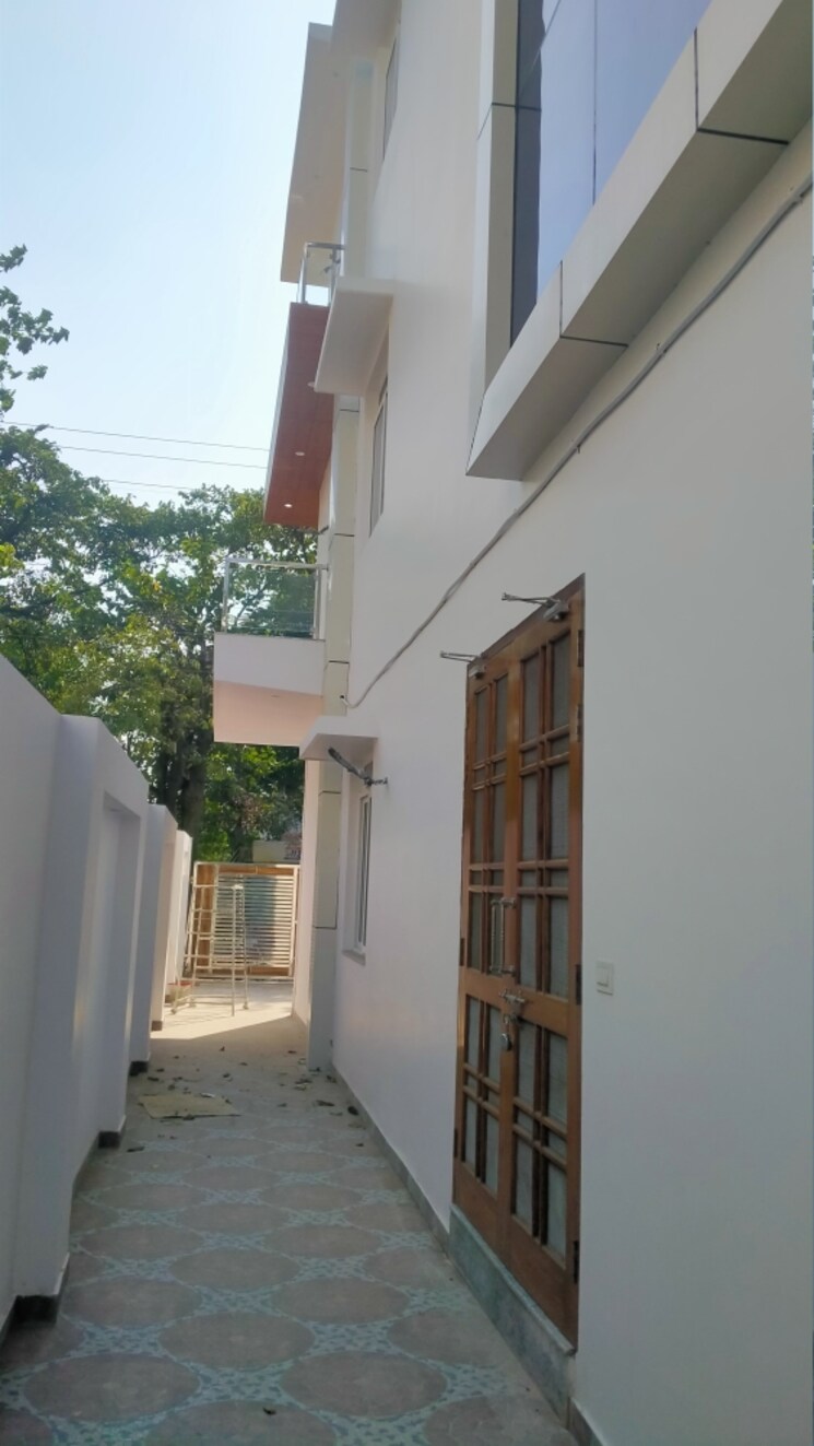 undefined, gomti nagar Pg For Boys & Girls In Gomti Nagar 9292080