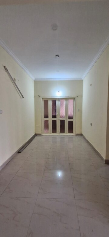 Building Lobby in 3 BHK Builder Floor at Kondapur – for Rent