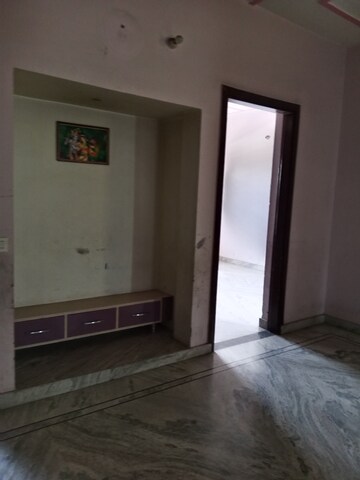 Room in 3 BHK Builder Floor at Huda – for Rent