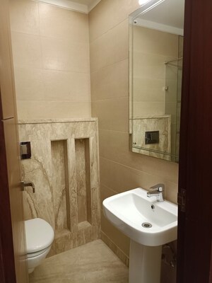 Bathroom in 4 BHK Builder Floor at Veera Safdarjung Enclave, Safdarjung Enclave – for Rent