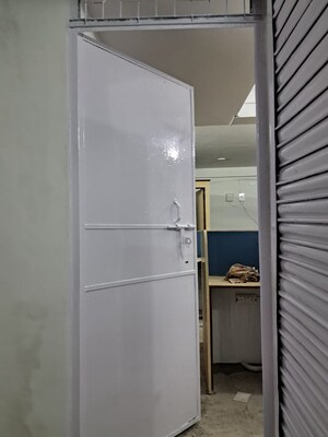 Furnished Amenities in  Office Space at Laxmi Nagar – for Rent