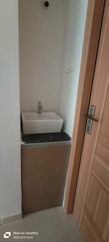 Furnished Amenities in 2 BHK Apartment at Dombivli East – for Rent