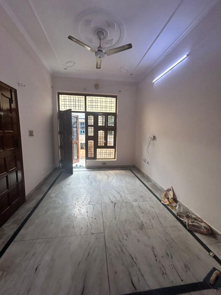 Room, white-pearl-residency 1.5 Bedroom 990 Sq.Ft. Builder Floor In Sector 5 Gurgaon 9292176