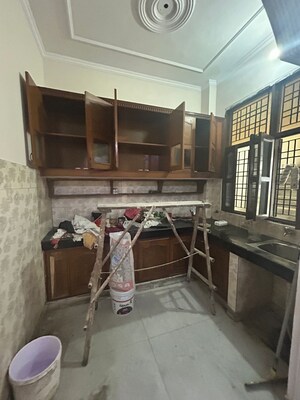 Living Room in 1.5 BHK Builder Floor at White Pearl Residency, Sector 5 – for Rent