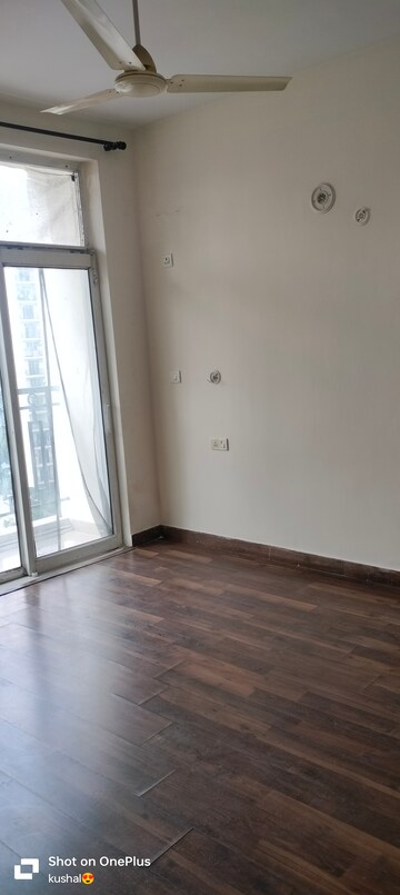 Room in 2 BHK Apartment at Kiara Residency, Sushant Golf City – for Rent