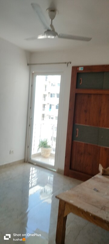 Room in 2 BHK Apartment at Kiara Residency, Sushant Golf City – for Rent