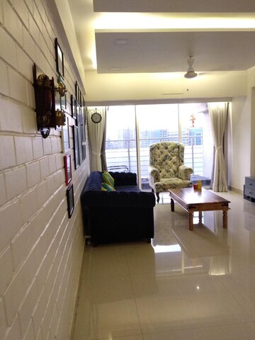 Living Room in 2 BHK Apartment at Sai Siddhi Tower, Ghatkopar East – for Rent