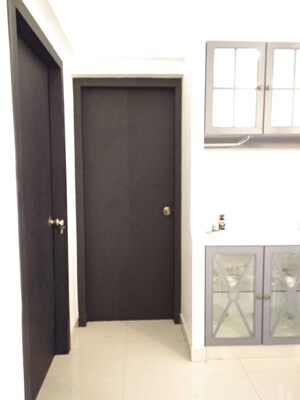 Furnished Amenities in 2 BHK Apartment at Sai Siddhi Tower, Ghatkopar East – for Rent