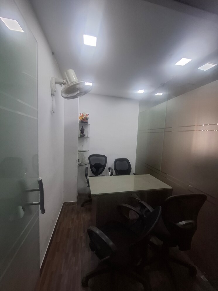 Floor Plan, netaji subhash place Commercial Office Space 350 Sq.Ft. In Netaji Subhash Place Delhi 9292205