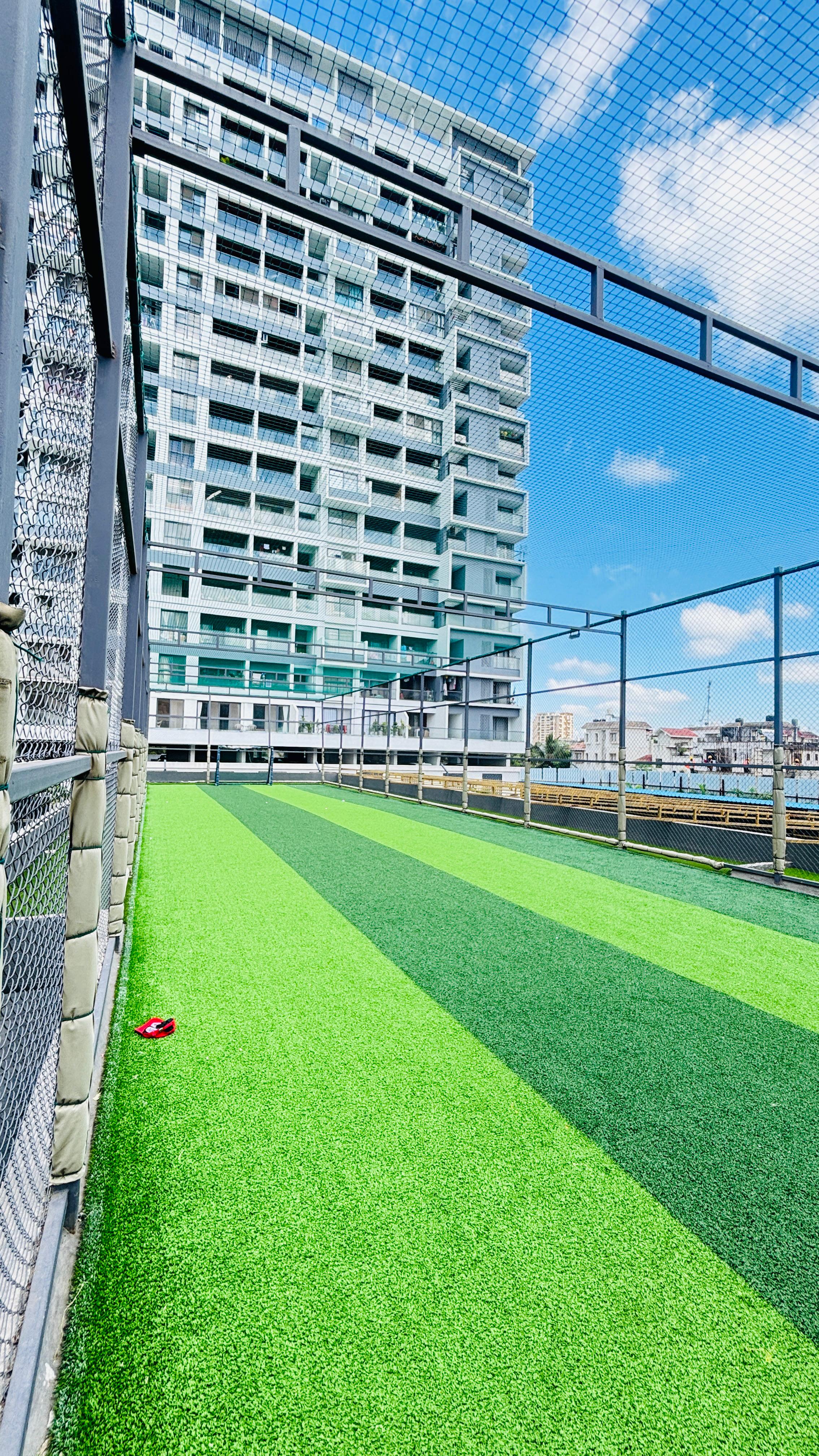 2 BHK 890 Sq.Ft. Apartment in Majestique Signature Towers