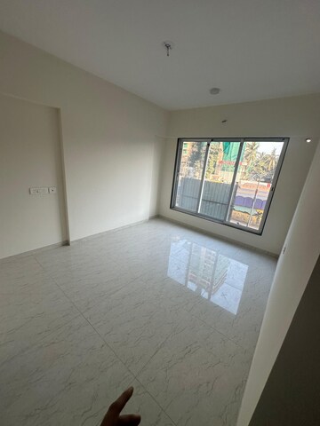 Room in 1 BHK Apartment at Truearth View, Vikhroli East – for Rent