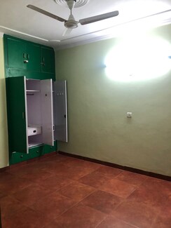 2 BHK + Pooja Room Apartment For Sale in Arun Vihar Sector 37