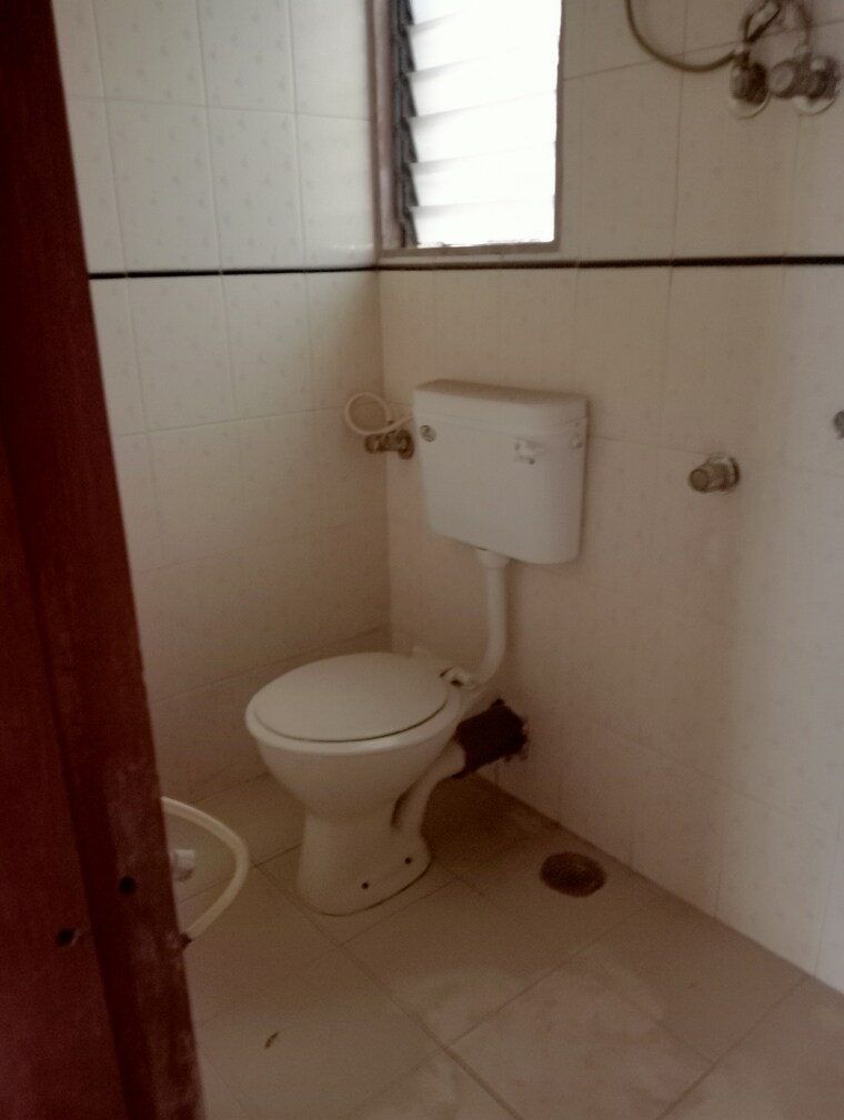 Bathroom, riddhi-garden 1 Bedroom 625 Sq.Ft. Apartment In Malad East Mumbai 9292238