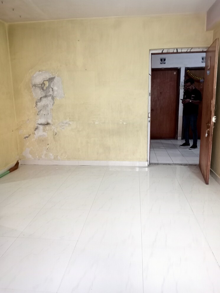 Room, riddhi-garden 1 Bedroom 625 Sq.Ft. Apartment In Malad East Mumbai 9292238