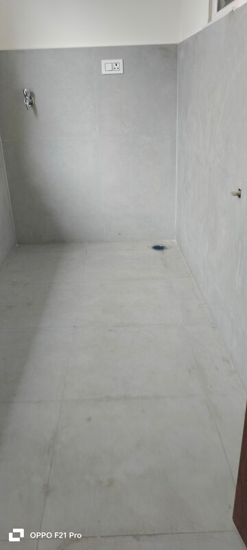  3 BHK Apartment at Endeco TS Heights, Moti Nagar – for Sale